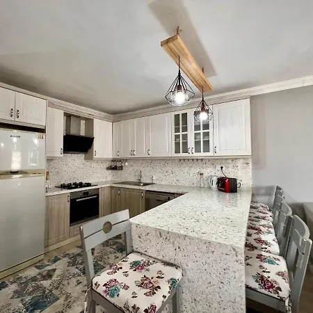 Refreshing House Close To The With A Sea View And Balcony In Bodrum